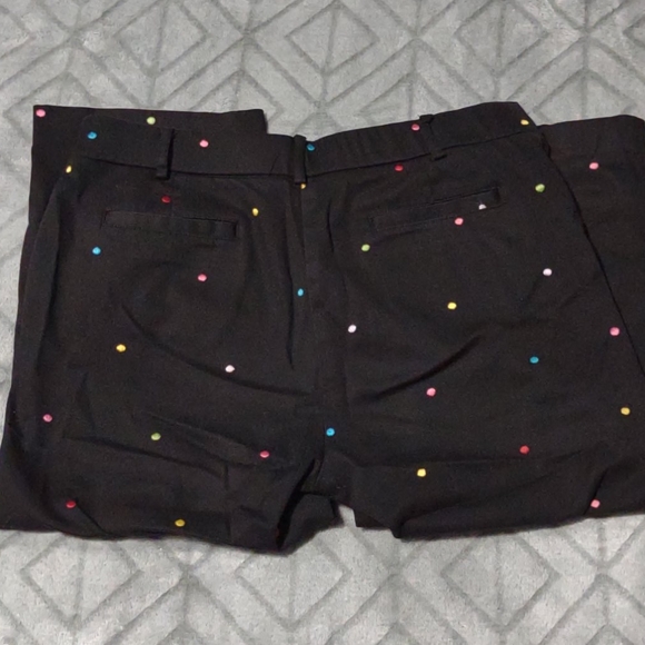 Briggs New York black multicolor confetti capris - Picture 3 of 3